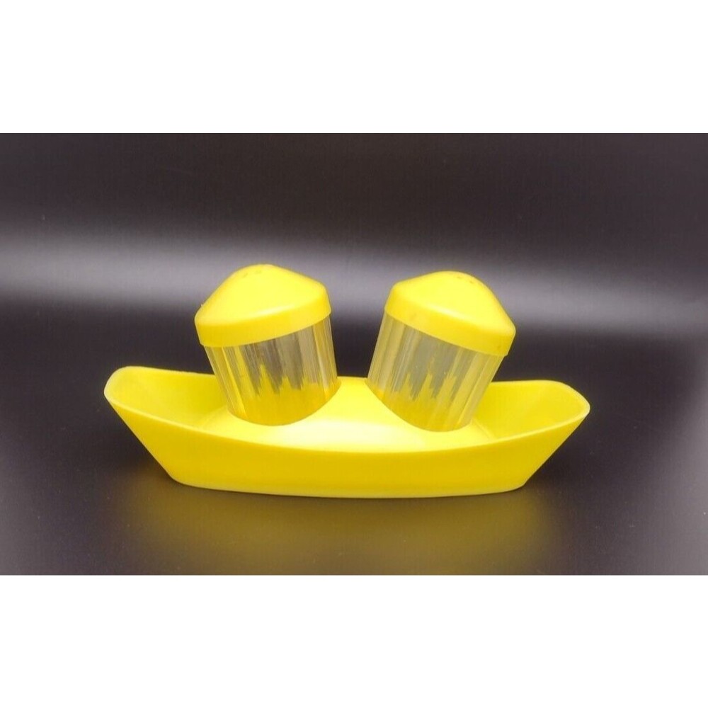 Vintage Emsa Salt Pepper Shaker 3 PCS MCM Made In Germany Plastic Yellow Clear